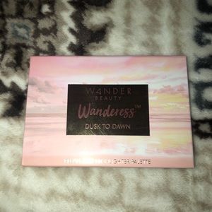 Wander Beauty - Dusk to Dawn